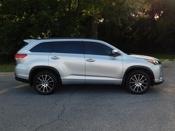 certified 2017 toyota highlander se v6 fayetteville, ar 72704 for sale in fayetteville, arkansas