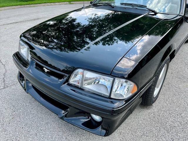 1990 ford mustang lx
