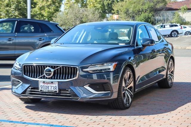 2023 volvo s60 recharge plug-in hybrid ultimate bright