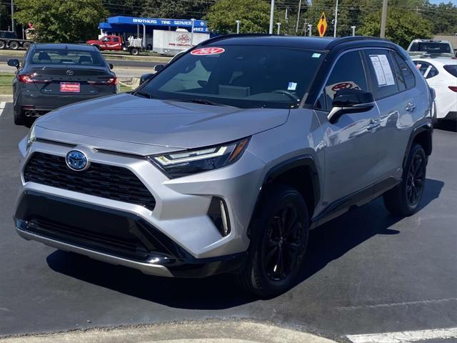 2022 toyota rav4 hybrid se