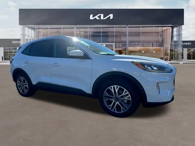 2022 ford escape sel