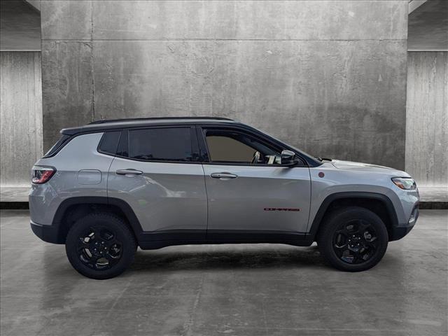 2023 jeep compass trailhawk
