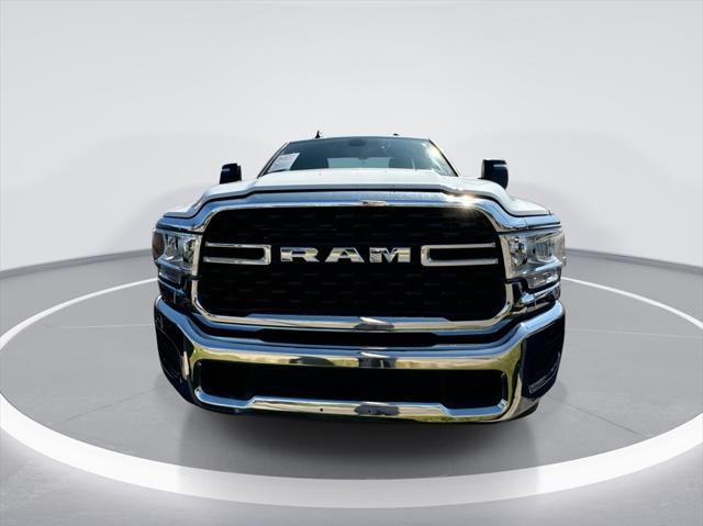 2024 ram 2500 big horn regular cab 4x4 8' box