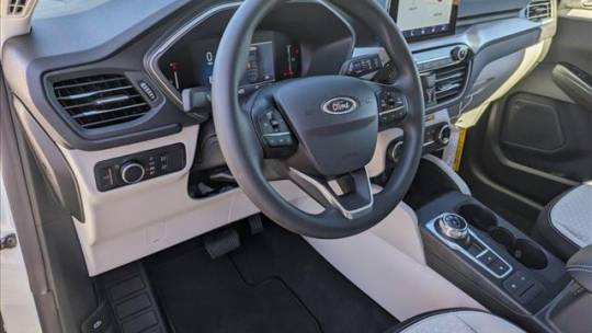 2025 Ford Escape a$1