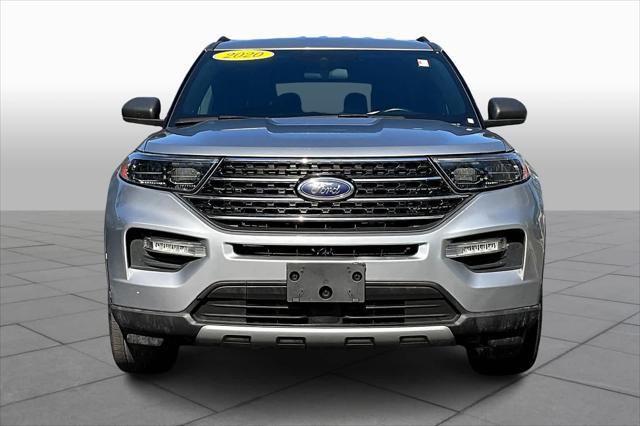 2020 ford explorer xlt