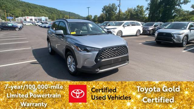 2023 toyota corolla cross le