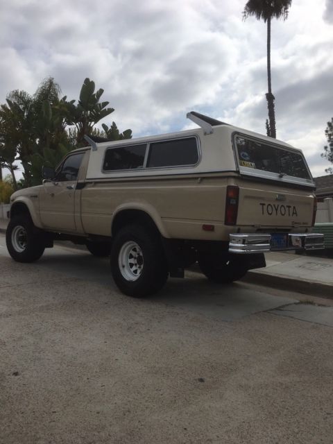 82 toyota 4x4 hilux longbed