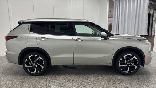 2024 Mitsubishi Outlander