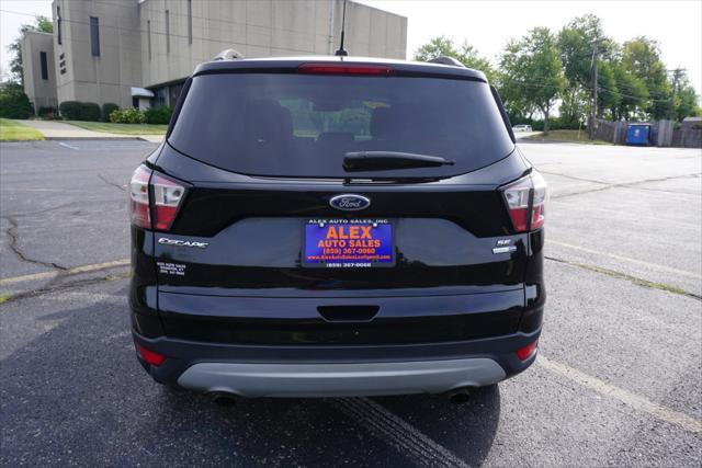 2018 ford escape se