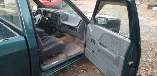 1993 dodge dakota sport v6