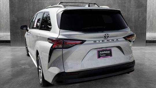 2021 toyota sienna xle 7-passenger