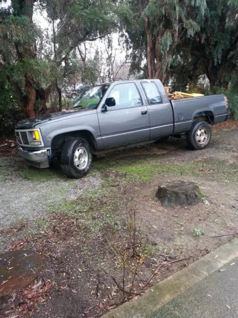 gmc 89 pickup 4×4 excellent parts except r front quart 1,000 or b/o