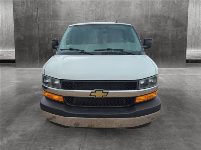 2022 chevrolet express 2500 rwd 2500 regular wheelbase wt