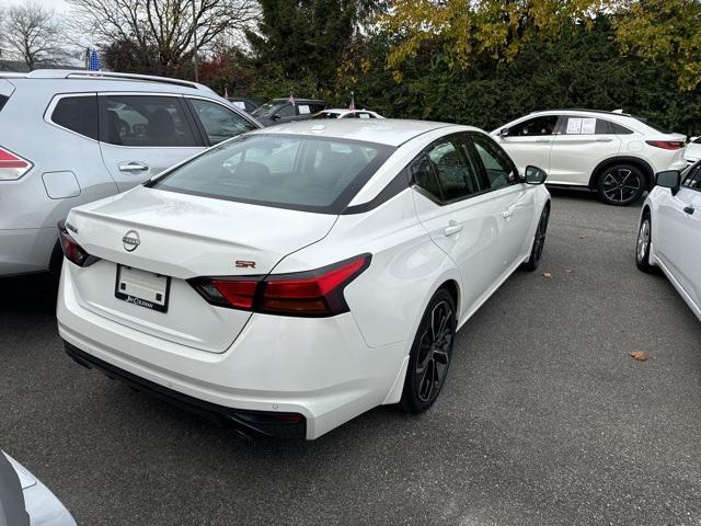 2024 nissan altima sr fwd