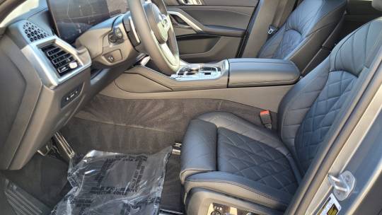 2025 BMW X6