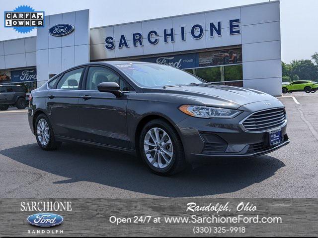 2020 ford fusion se