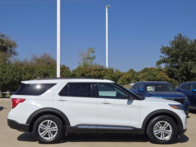 2021 ford explorer xlt