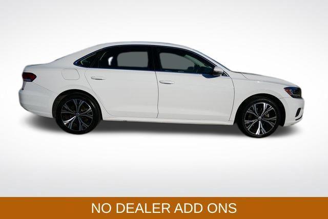 2021 volkswagen passat 2.0t se