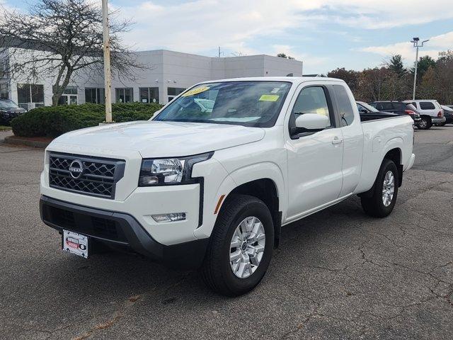 2023 nissan frontier sv