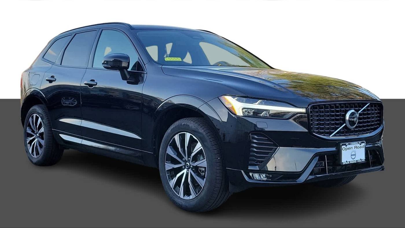 2024 volvo xc60 b5 core dark theme
