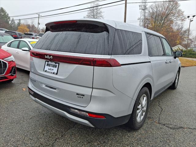 2022 kia carnival lxs