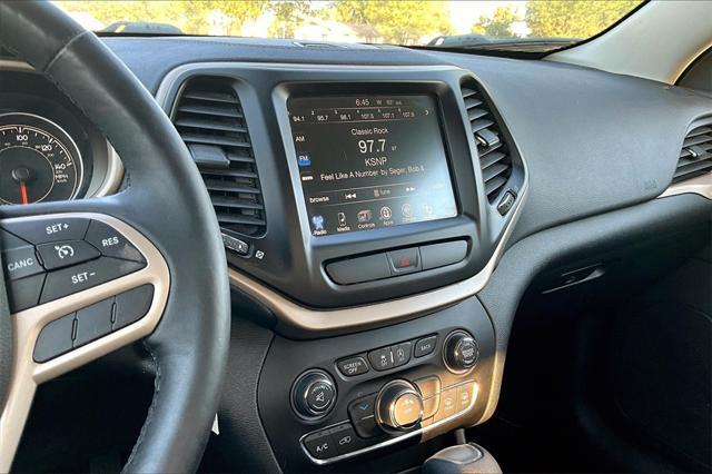 2017 jeep cherokee latitude