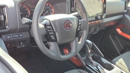 2025 Nissan Navara (Frontier)