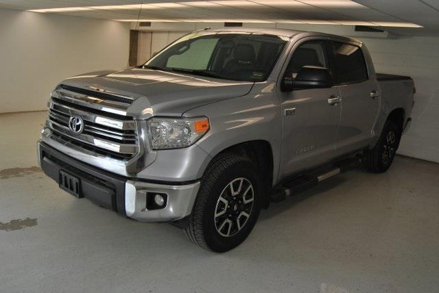 2015 toyota tundra sr5 4x4 sr5 4dr crewmax cab pickup sb (5.7l v8 for sale in saco, maine