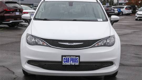 2021 Chrysler Voyager