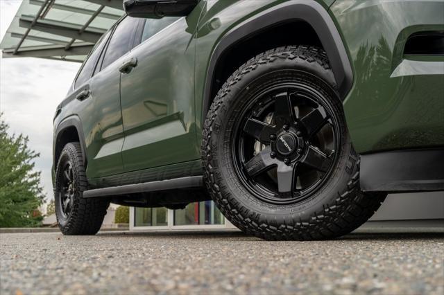 2023 toyota sequoia sr5