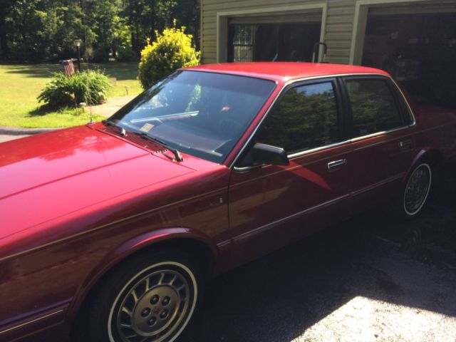 1993 oldsmobile oldsmoble cierra s maroon