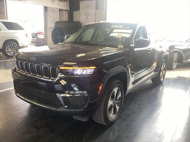 2024 jeep grand cherokee 4xe base