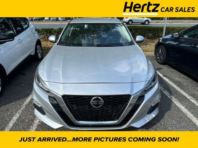 2022 nissan altima 2.5 sv