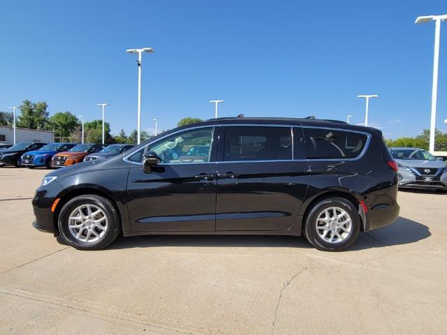 2022 chrysler pacifica touring l