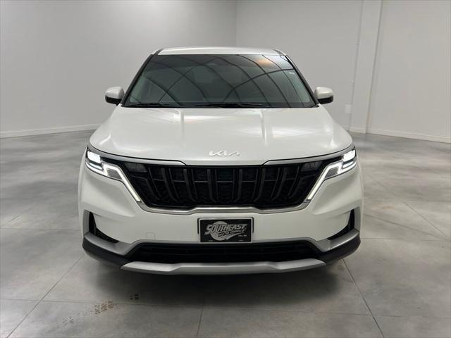 2023 kia carnival lx