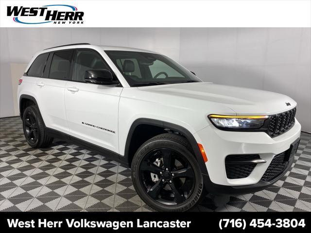 2023 jeep grand cherokee altitude