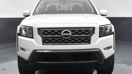 2024 Nissan Navara (Frontier) sv