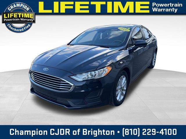 2020 ford fusion se
