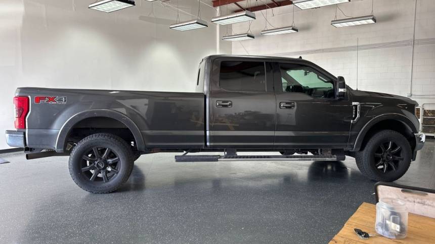 2019 ford f-250 super duty lariat