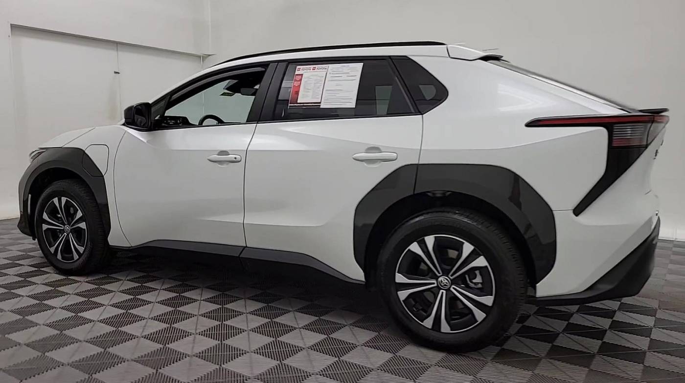 2024 toyota bz4x xle