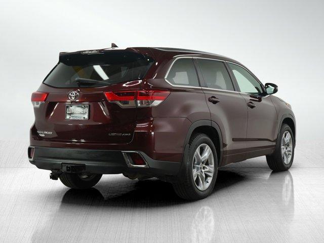2018 toyota highlander le