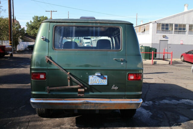 1977 dodge tradesman 200 automatic 8 cylinder no reserve