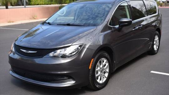 2022 Chrysler Voyager