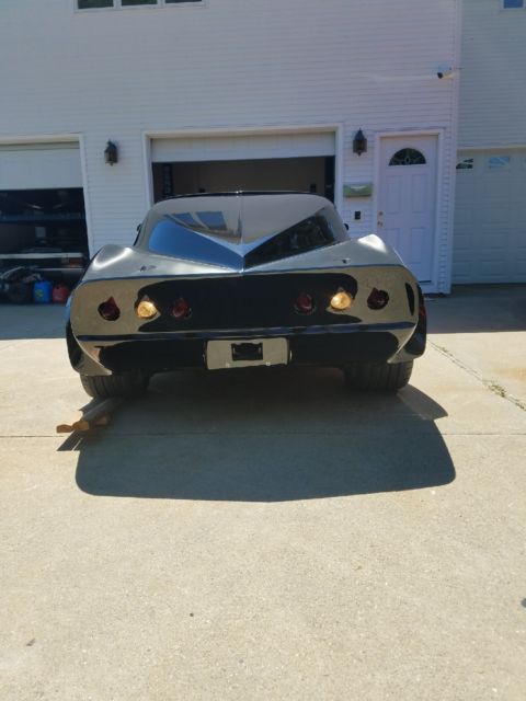 1968 chevrolet corvette 327/400 custom coupe