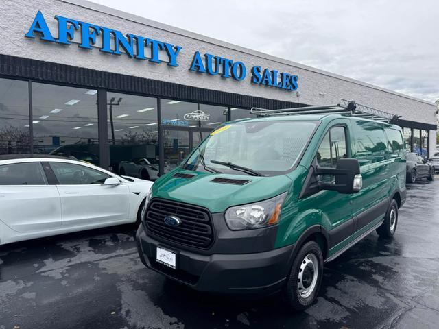 2019 ford transit-150 base