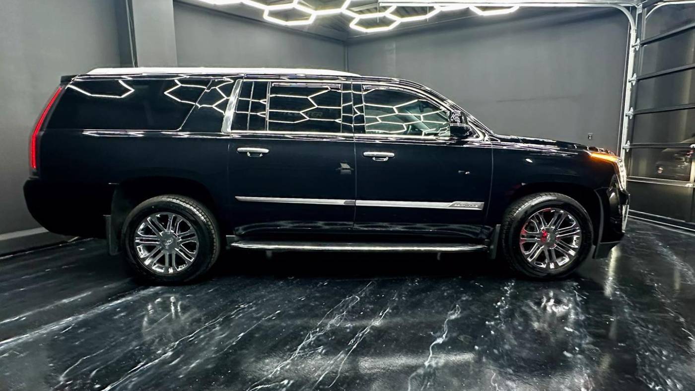 2018 cadillac escalade esv standard