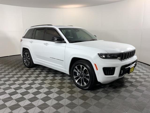 2022 jeep grand cherokee overland