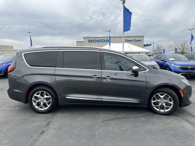 2018 chrysler pacifica limited