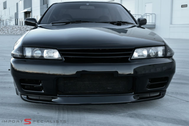 r32 nissan skyline gt-r, tomei 650hp turbos, custom reupholstered interior
