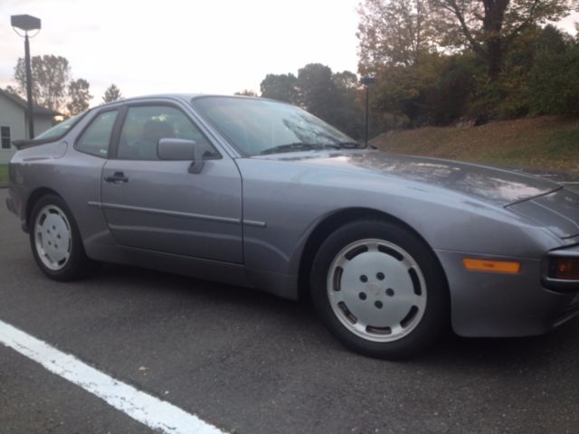 1987 porsche 944 s with 67,200 miles diamond blue metallic